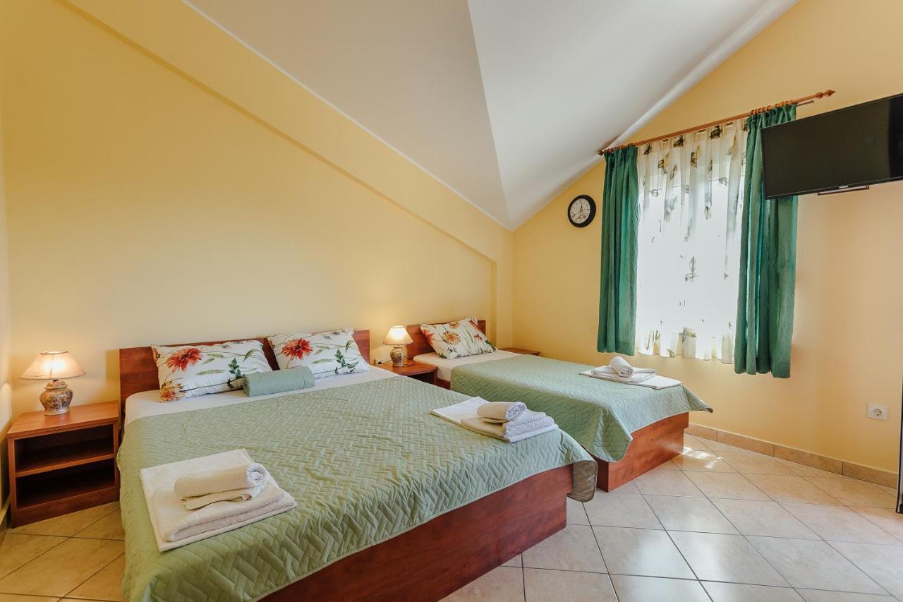 Guest House Villa Zivanovic Χέρτσεγκ Νόβι Εξωτερικό φωτογραφία