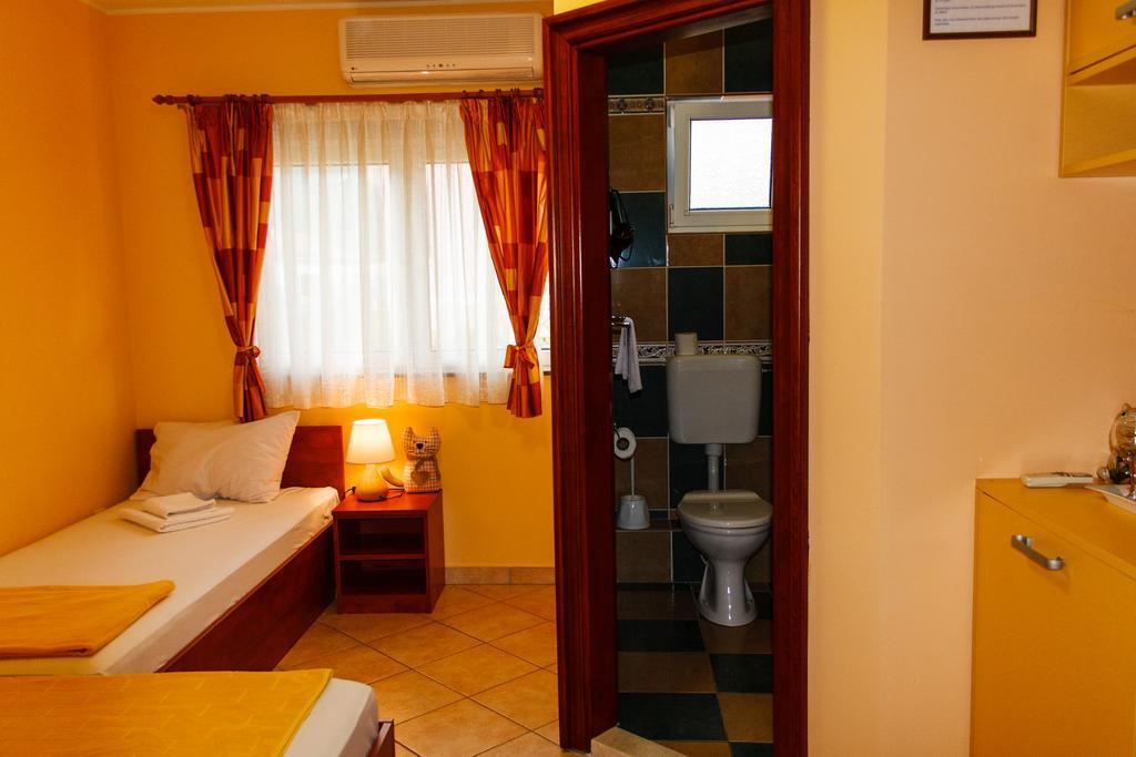 Guest House Villa Zivanovic Χέρτσεγκ Νόβι Εξωτερικό φωτογραφία