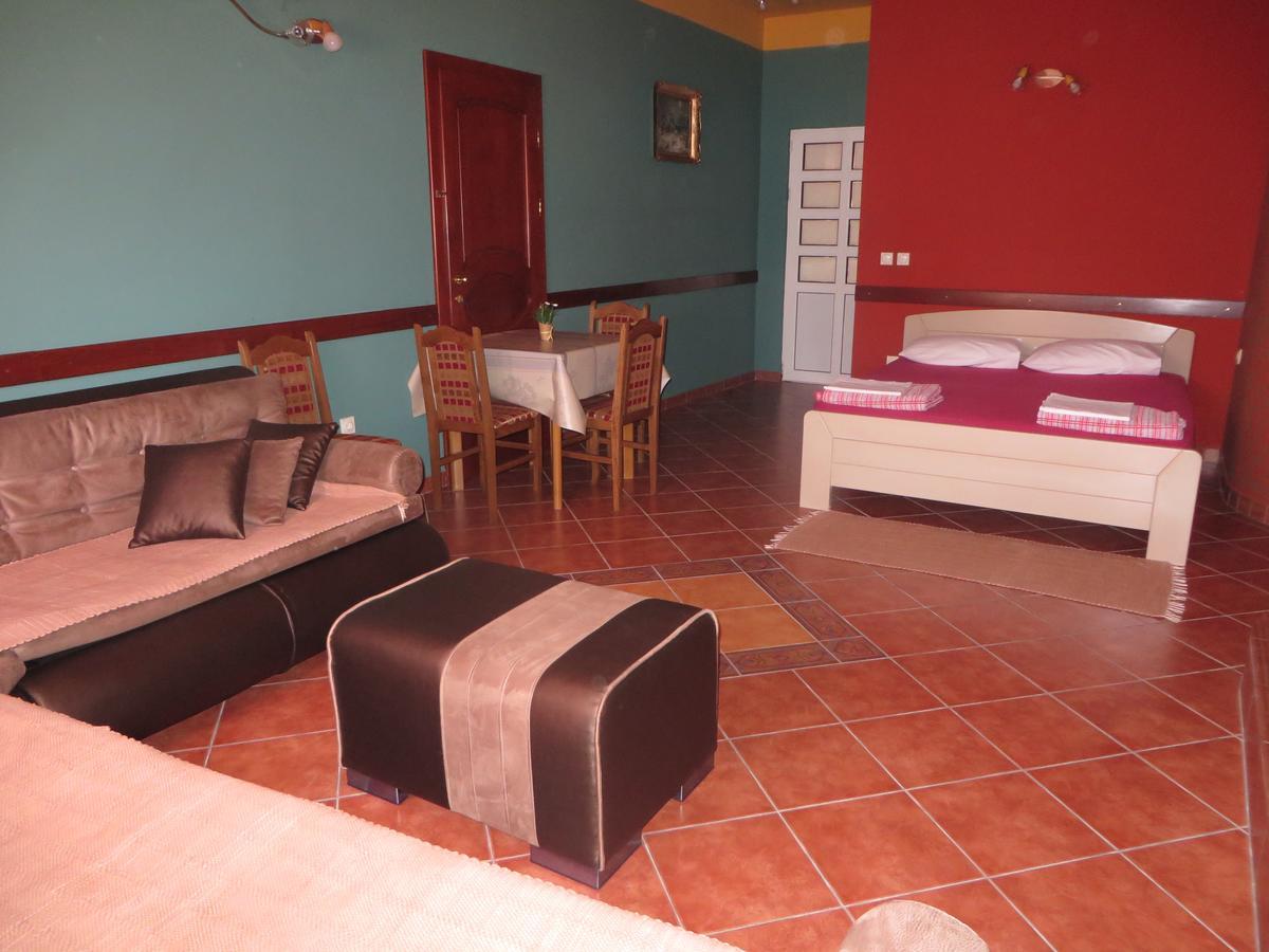 Guest House Villa Zivanovic Χέρτσεγκ Νόβι Εξωτερικό φωτογραφία